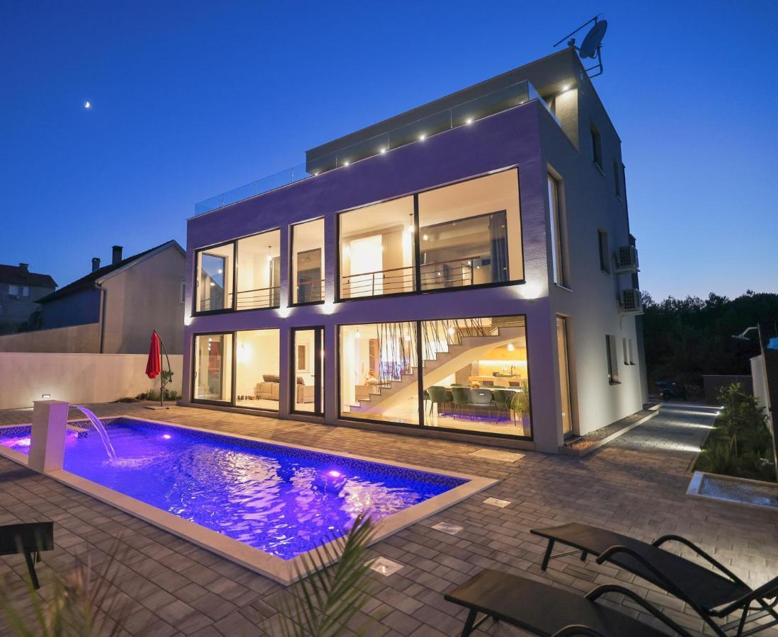 Rhapsody In Green - Luxury Villa In Zadar Crno Екстер'єр фото