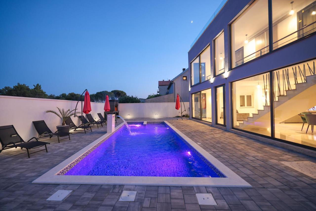Rhapsody In Green - Luxury Villa In Zadar Crno Екстер'єр фото